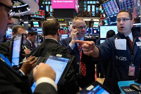 Stock market today: Wall Street dips as bank worries linger